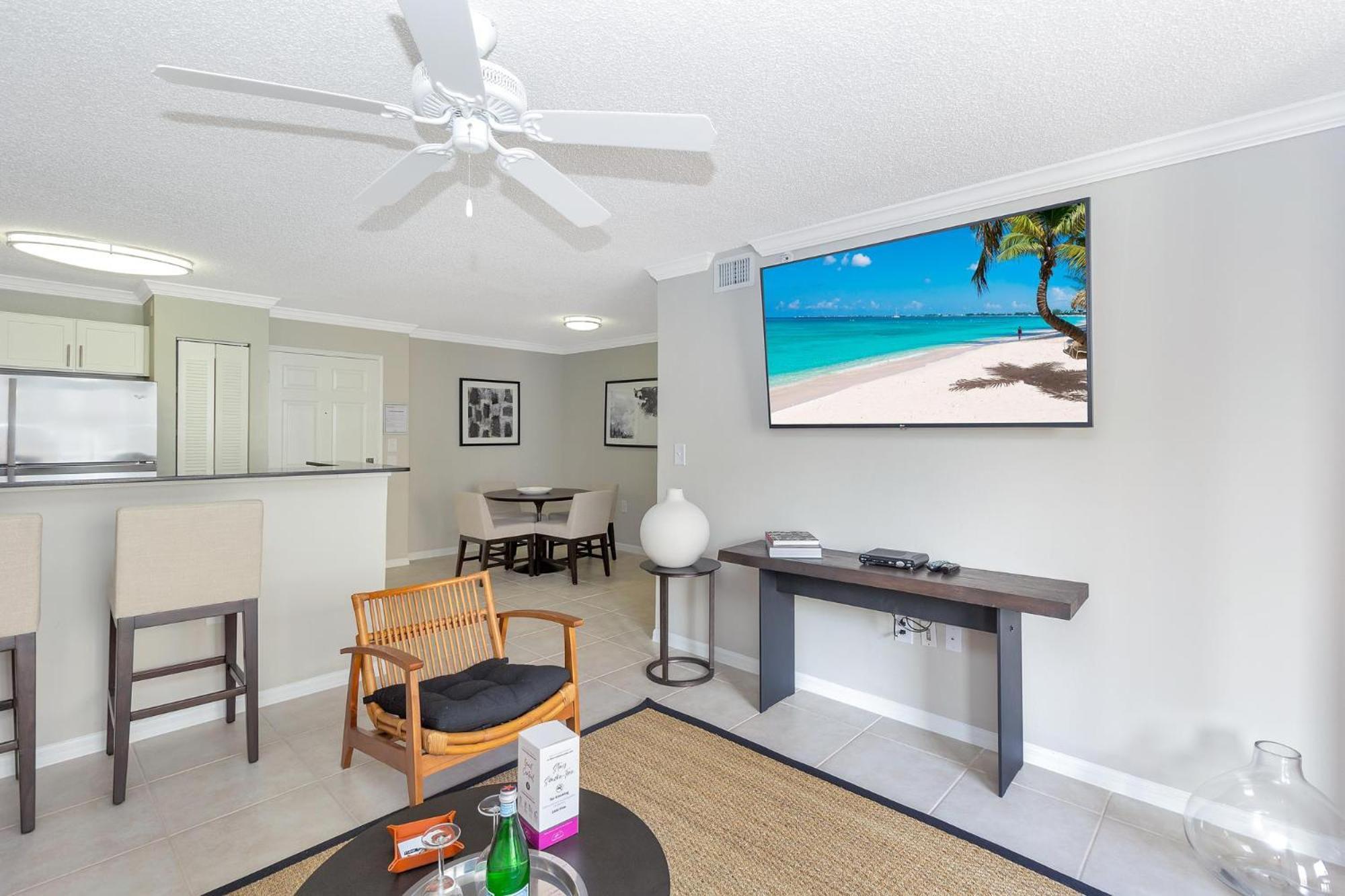 Dharma Home Suites Coral Gables At Gables Grand Plaza Miami Oda fotoğraf